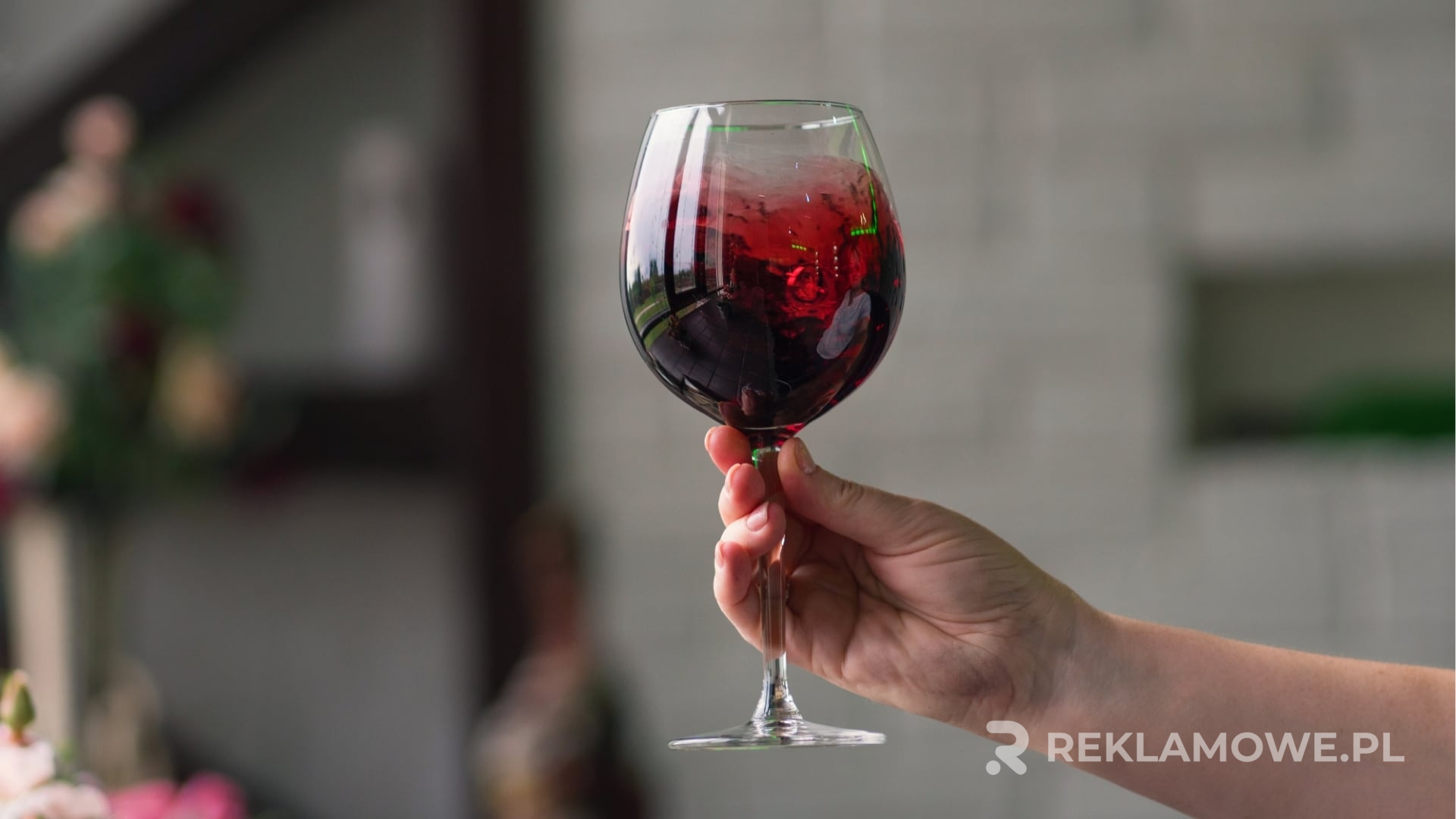 Personalizowane szkło reklamowe z logo firmy